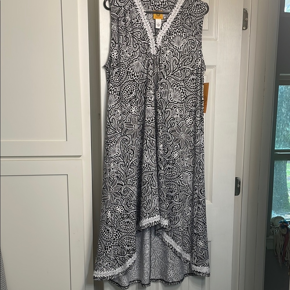 Ruby Rd Black and White Pleated High-Low Sundress
